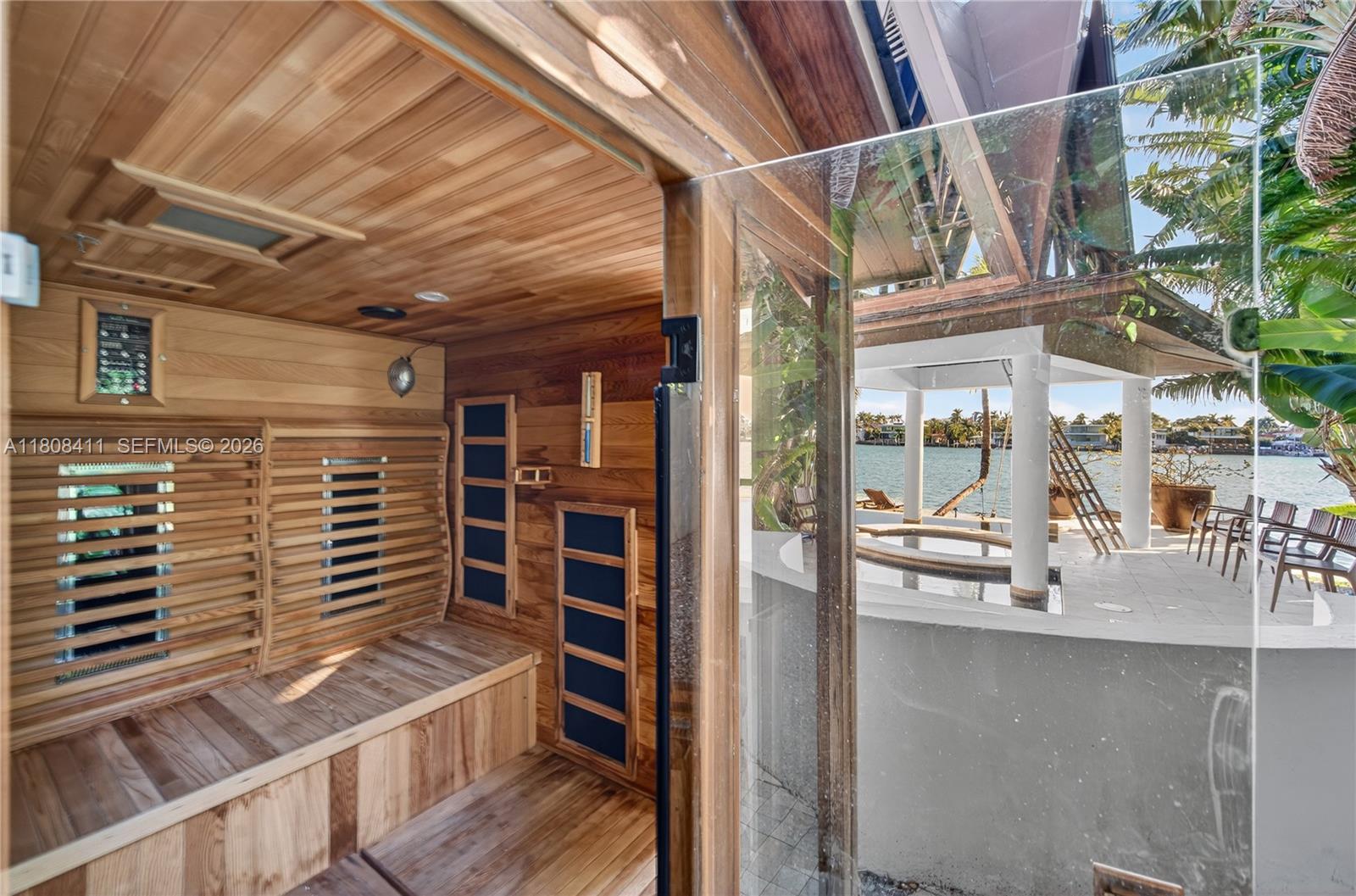 SAN MARINO ISLAND - Residential