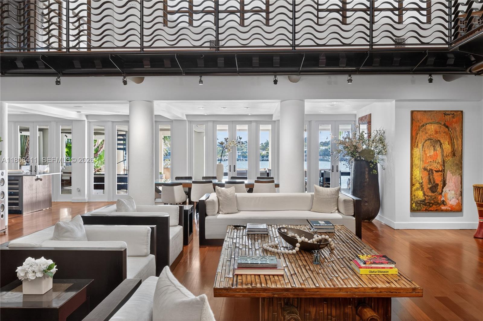 SAN MARINO ISLAND - Residential