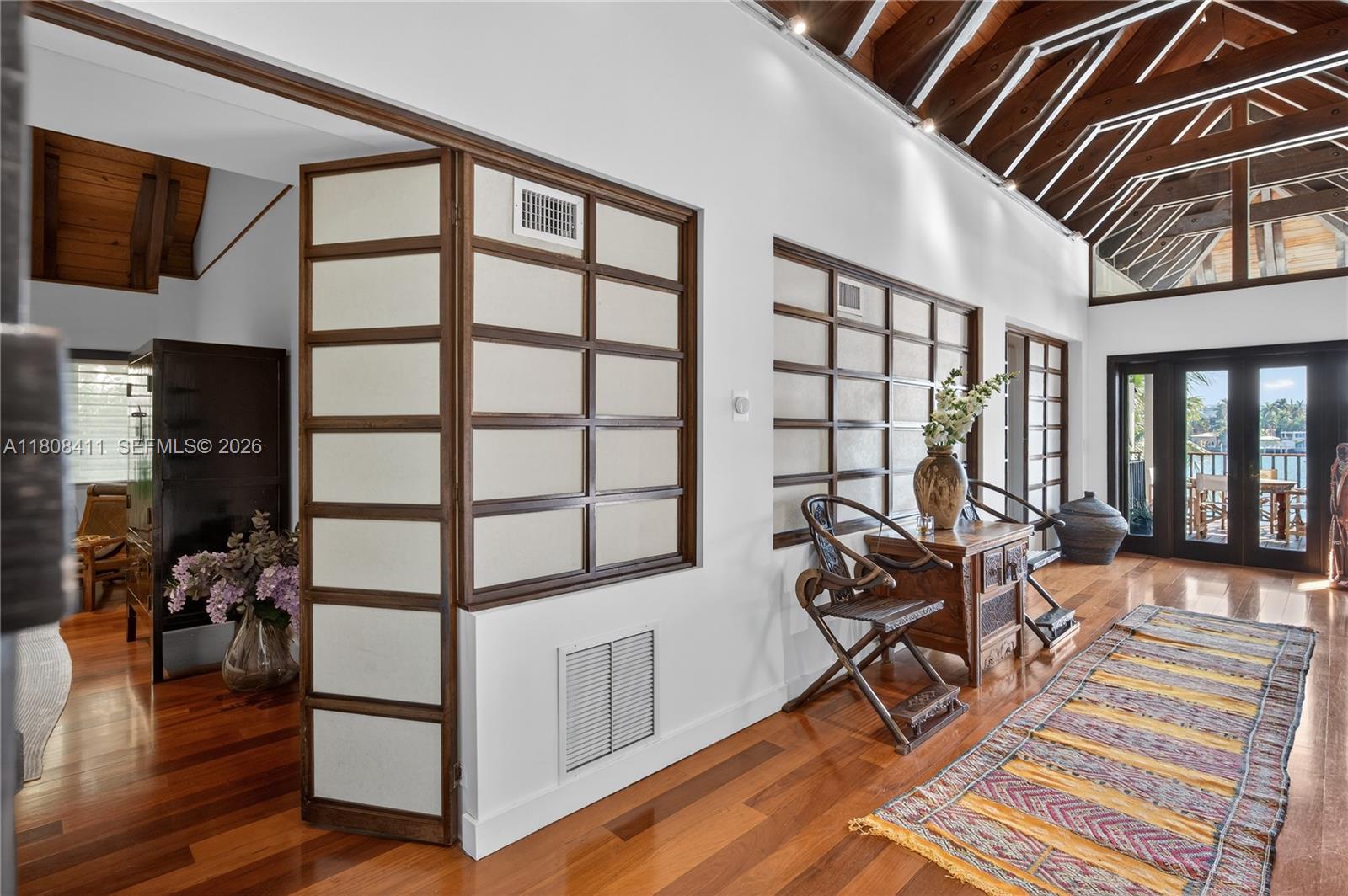 SAN MARINO ISLAND - Residential