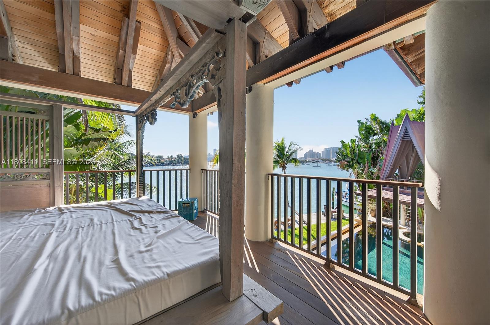 SAN MARINO ISLAND - Residential