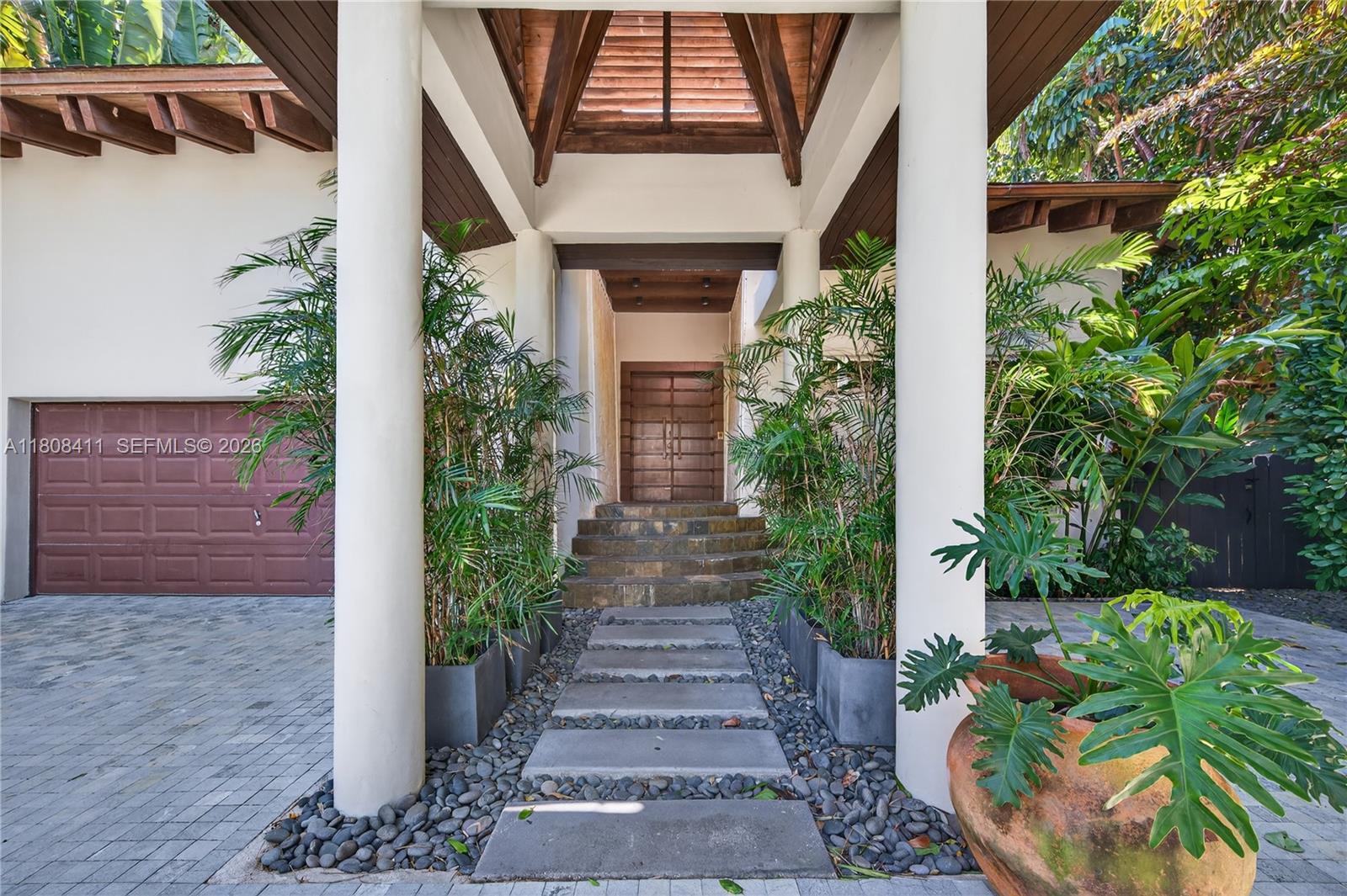 SAN MARINO ISLAND - Residential