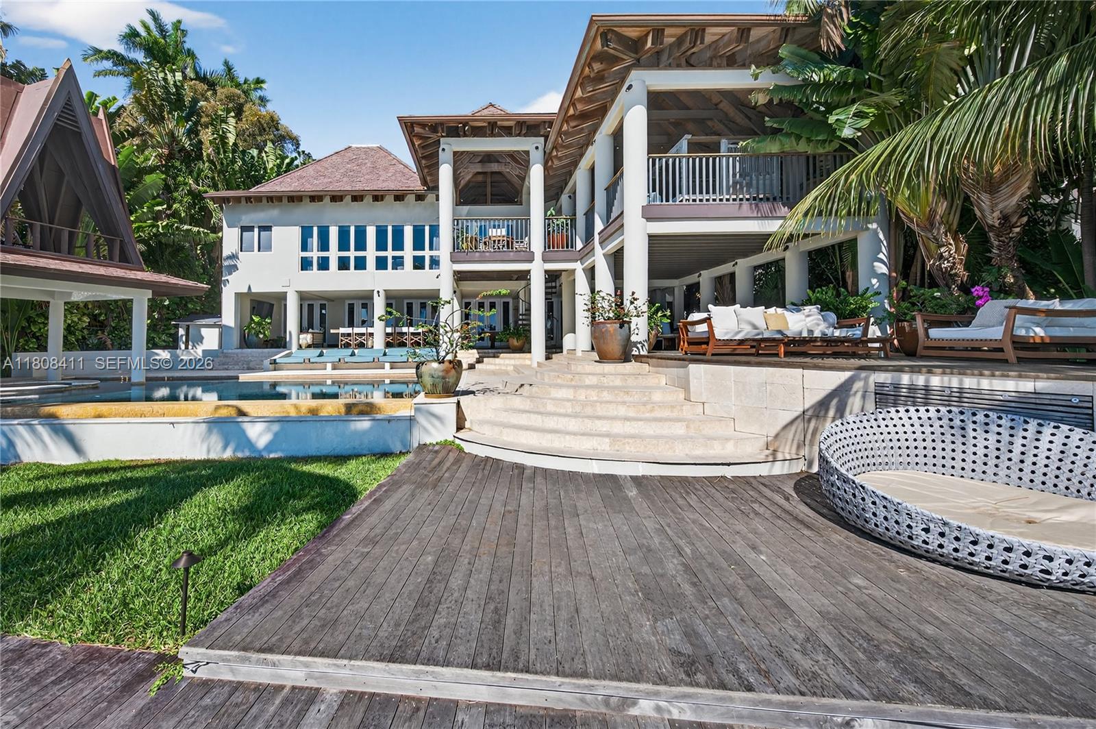 SAN MARINO ISLAND - Residential