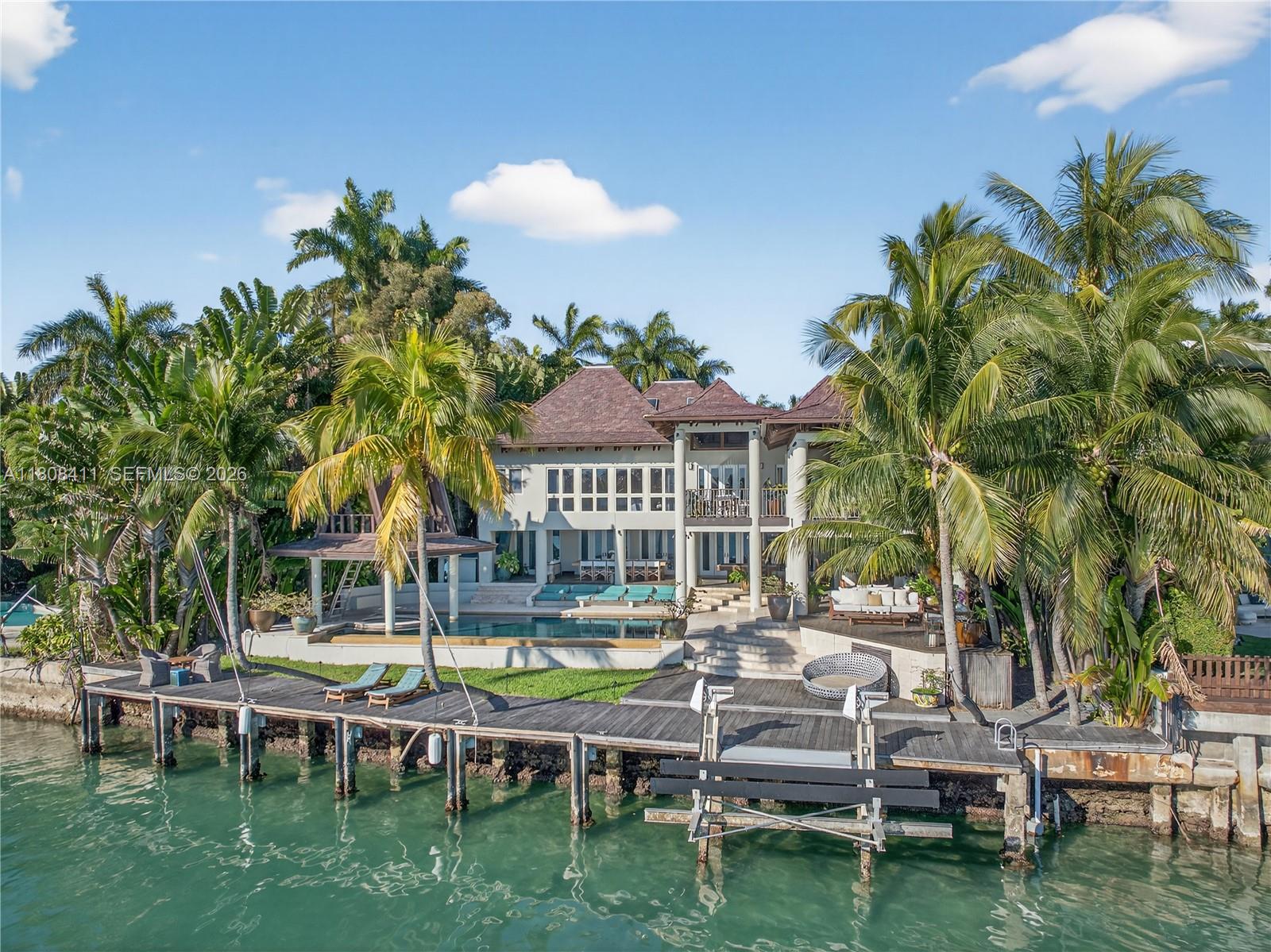 SAN MARINO ISLAND - Residential