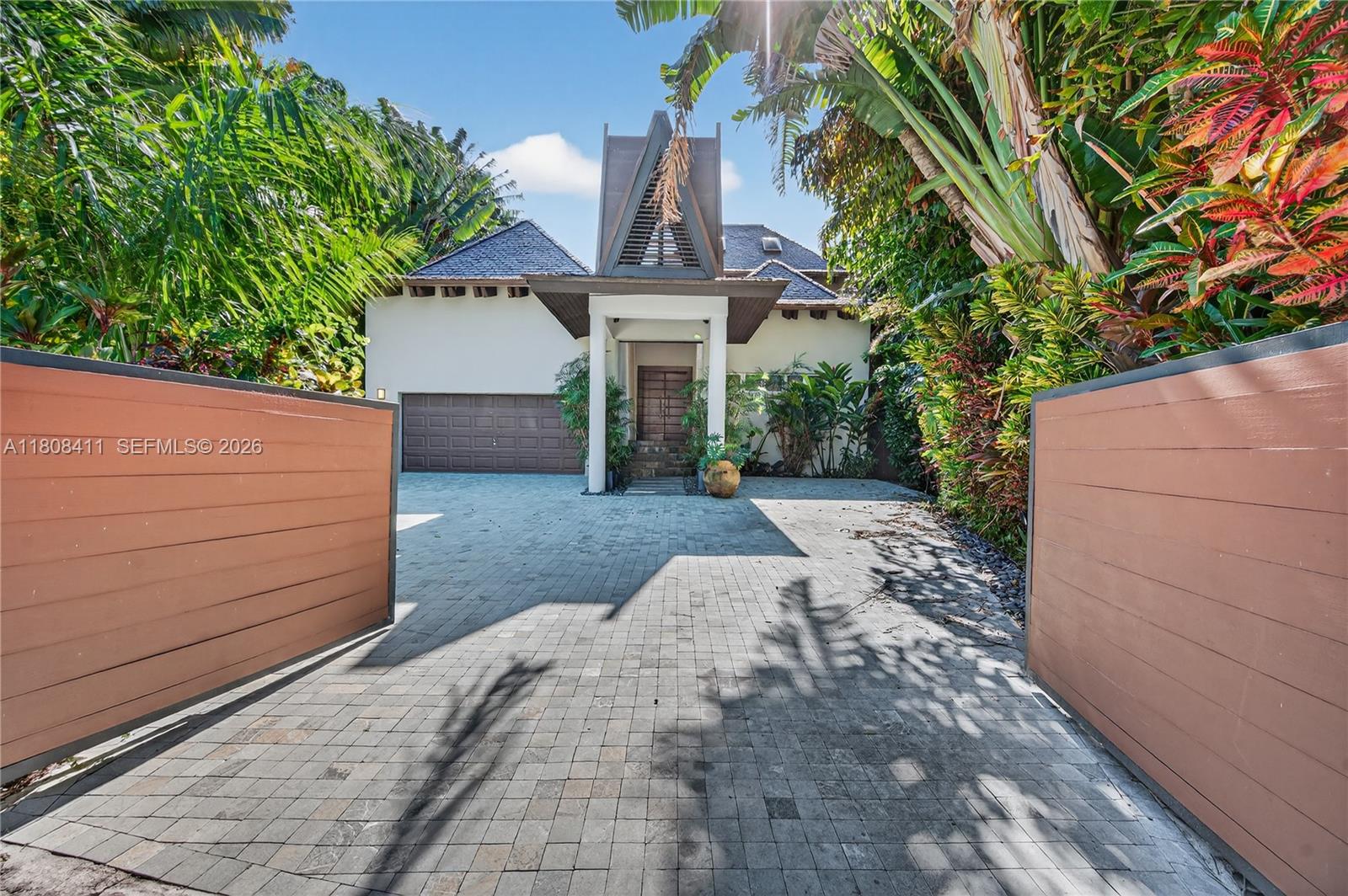 SAN MARINO ISLAND - Residential