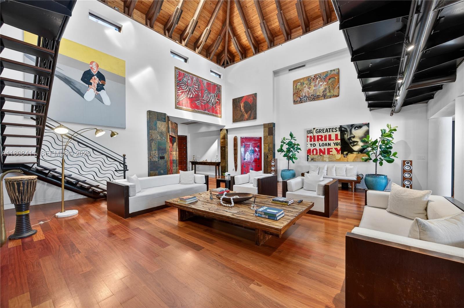 SAN MARINO ISLAND - Residential