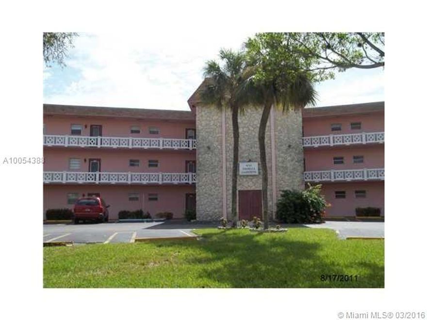 NICE SPACIOUS APARTMENT PLUS DEN. LOCATED IN A SAFE, QUITE AND WELL MAINTAINED COMMUNITY. BEAUTIFUL GARDEN AREAS! CLOSE TO PUBLIC TRANSPORTATION AND MORE. ASSOCIATION ALLOWS RENTALS ONCE A YEAR.