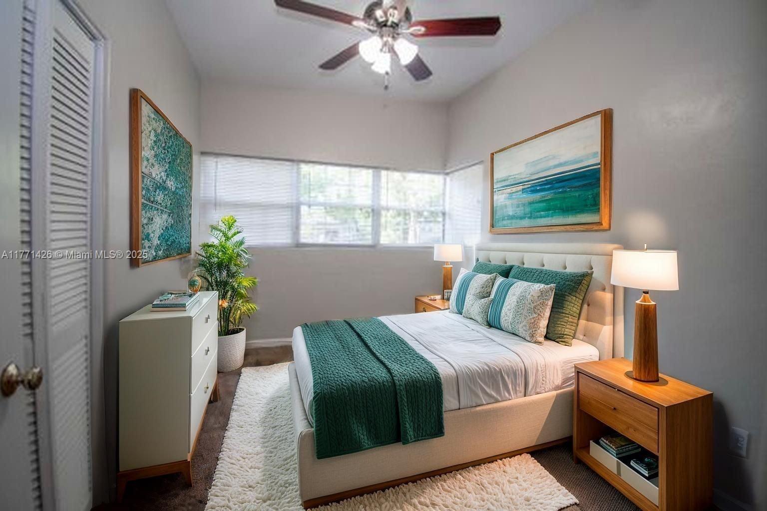 COMO MANOR - Residential