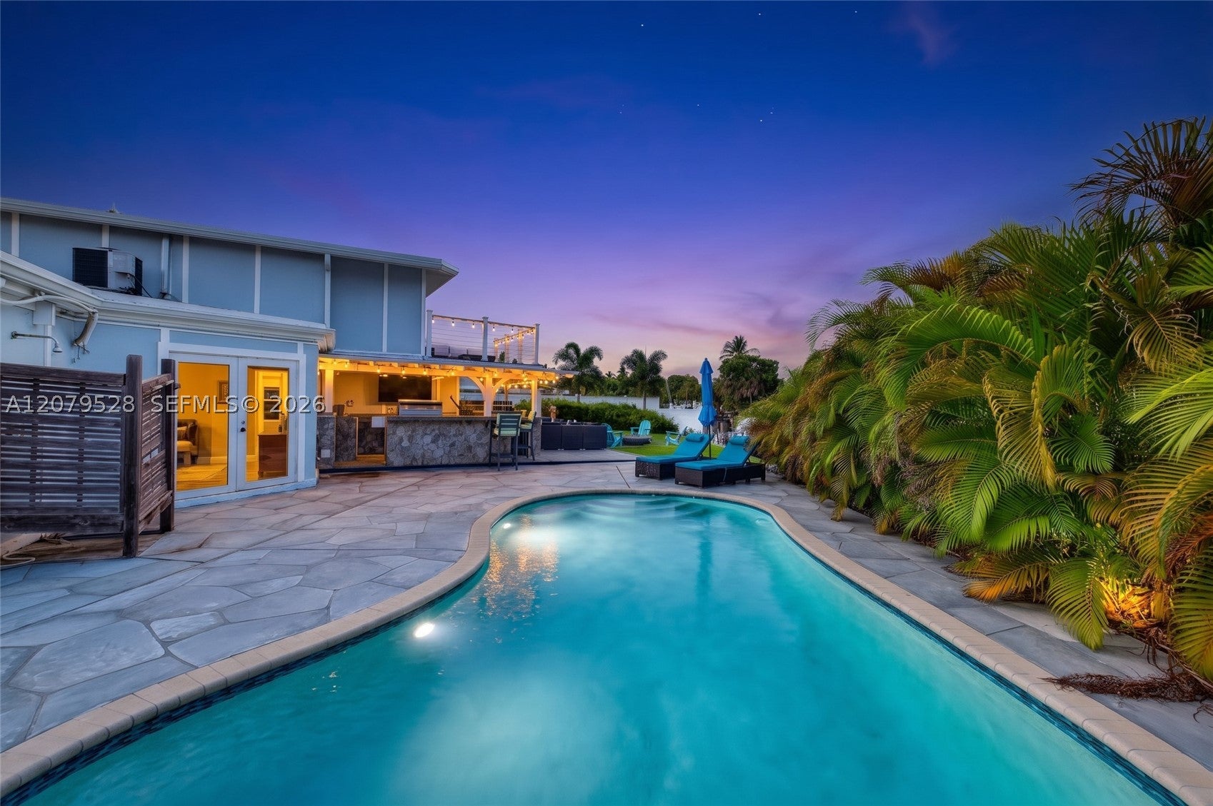 2518 Tortugas Ln