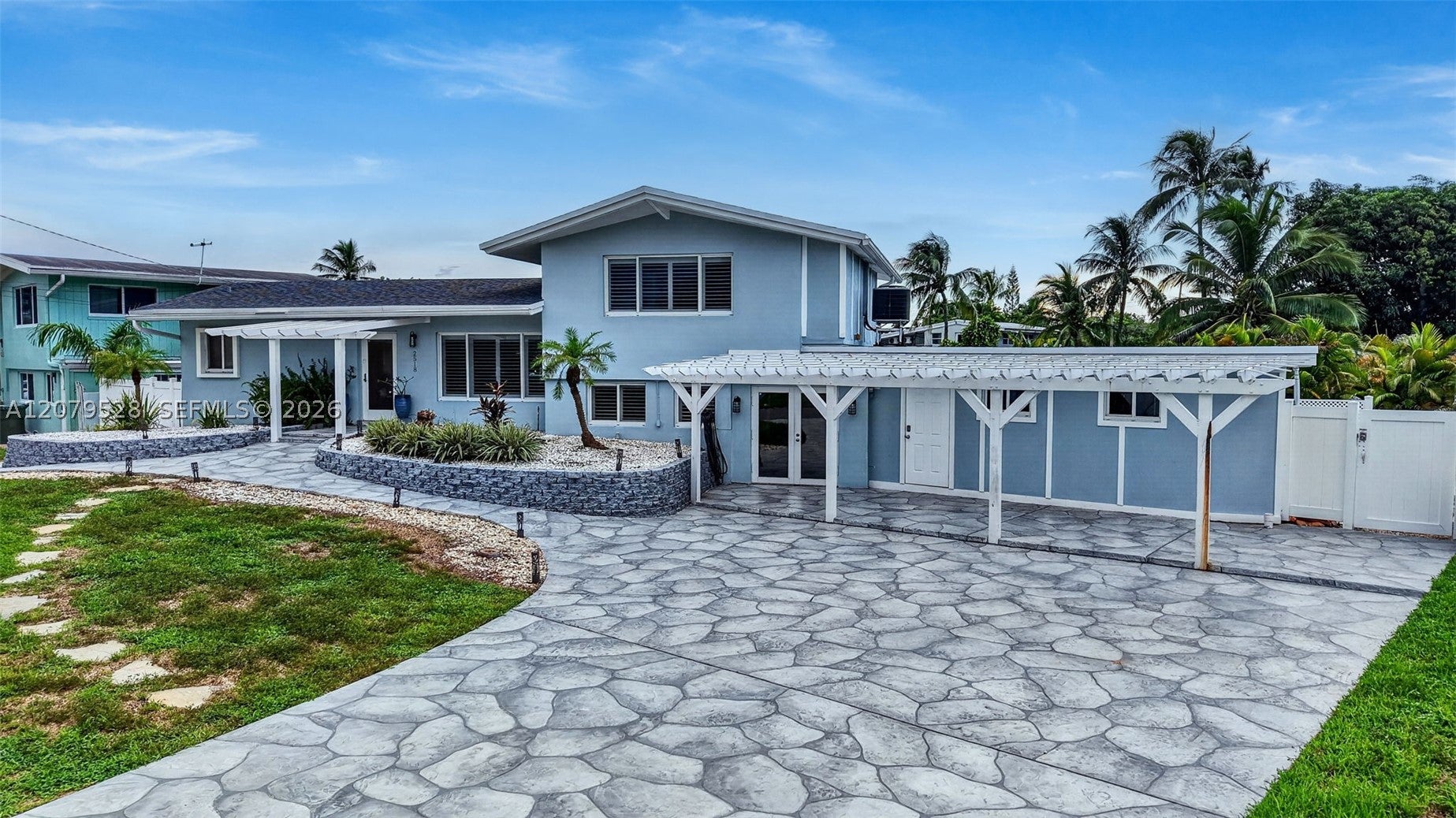 2518 Tortugas Ln