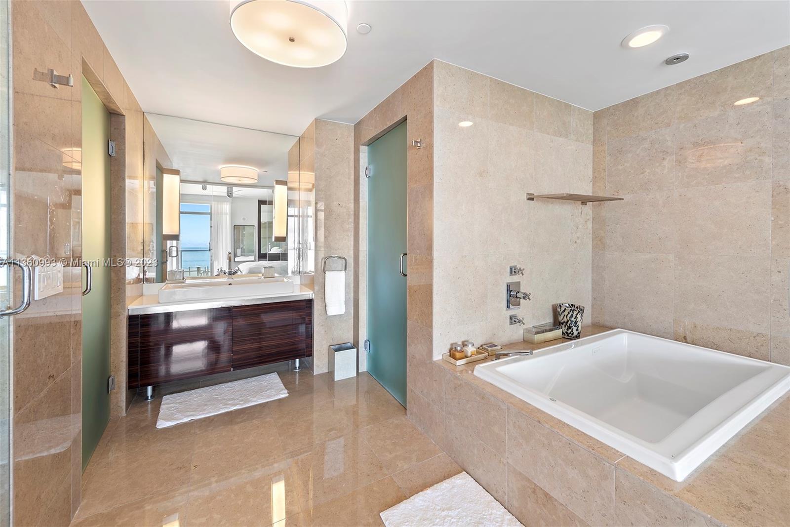 THE CARIBBEAN CONDO - Residential