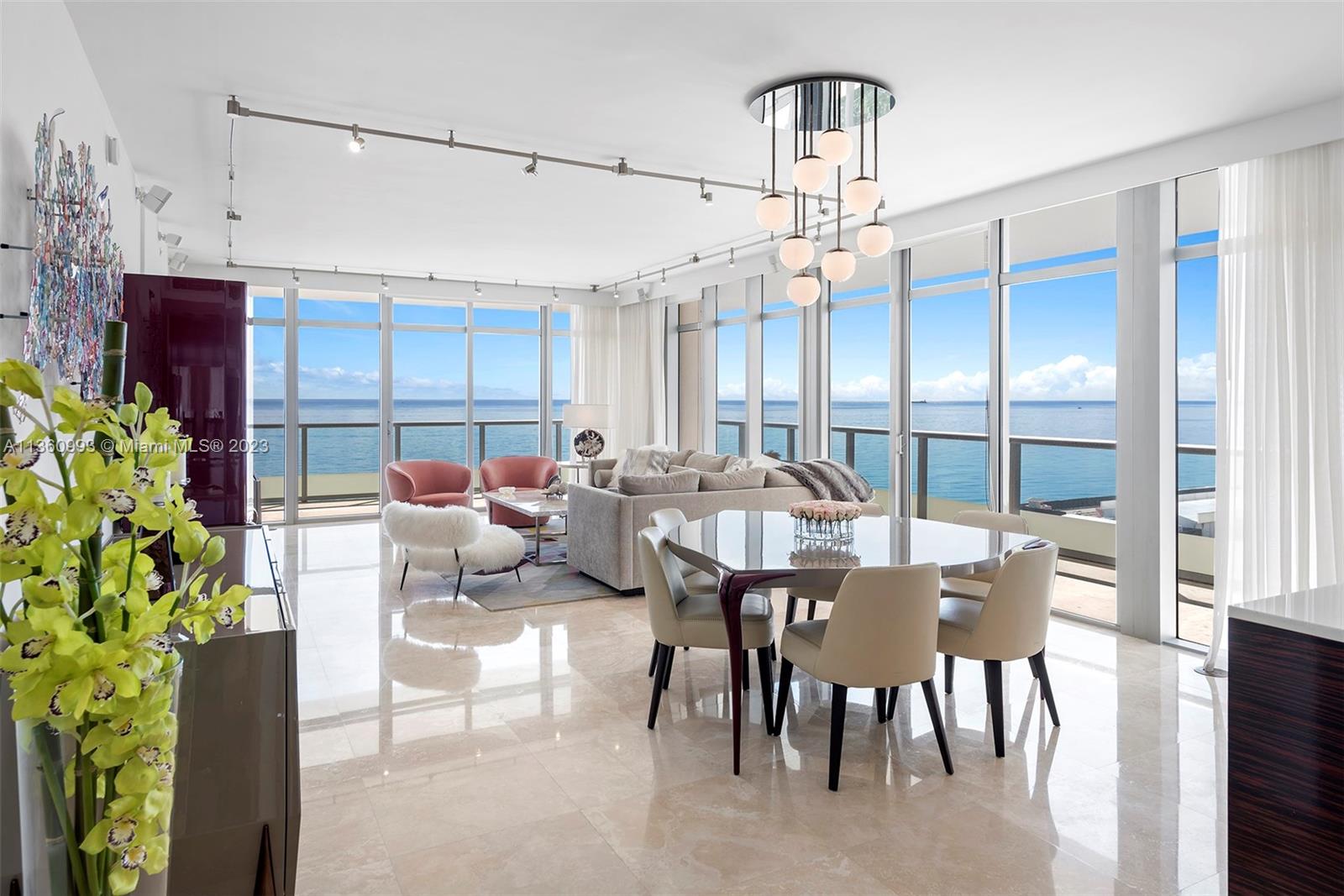 THE CARIBBEAN CONDO - Residential