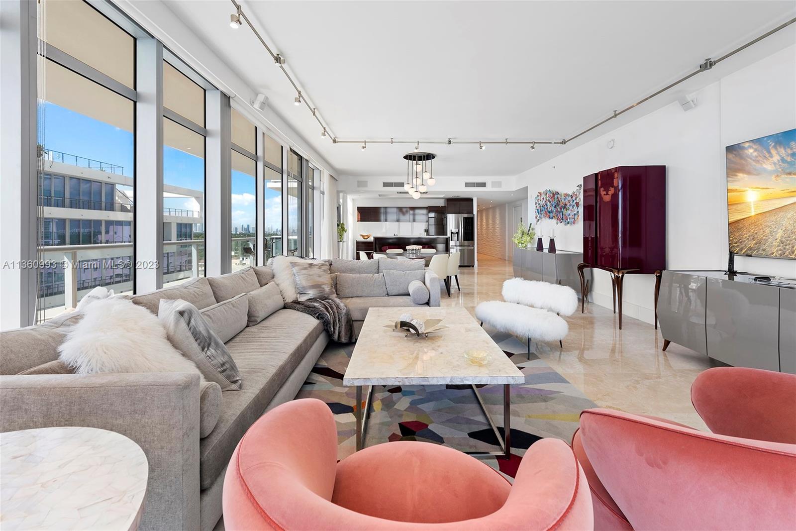 THE CARIBBEAN CONDO - Residential