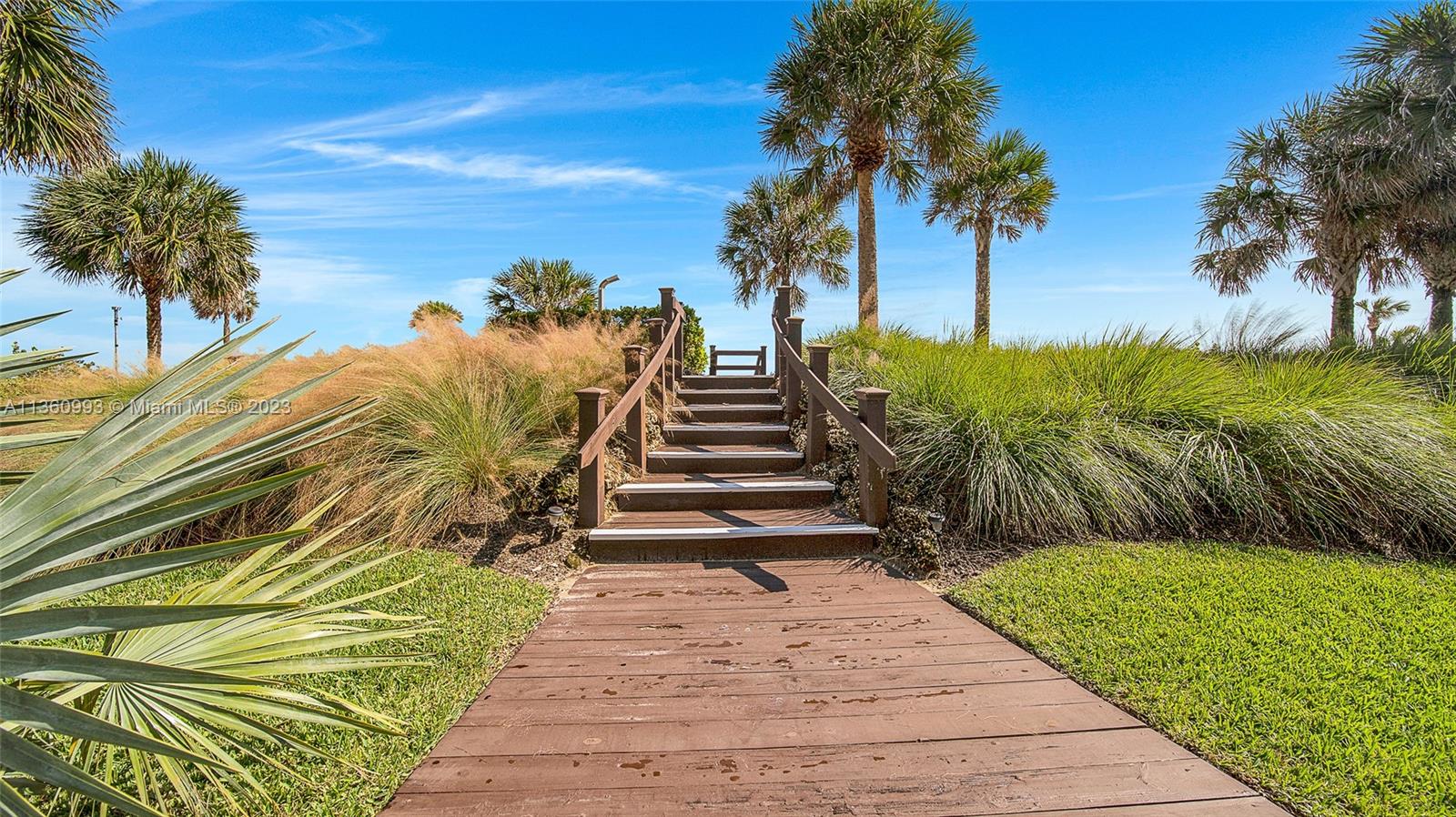 THE CARIBBEAN CONDO - Residential