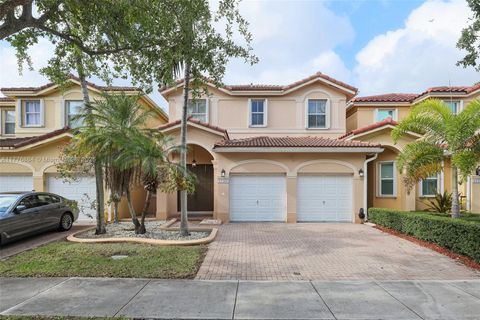12381 SW 125th Ter 12831 Miami FL 33186