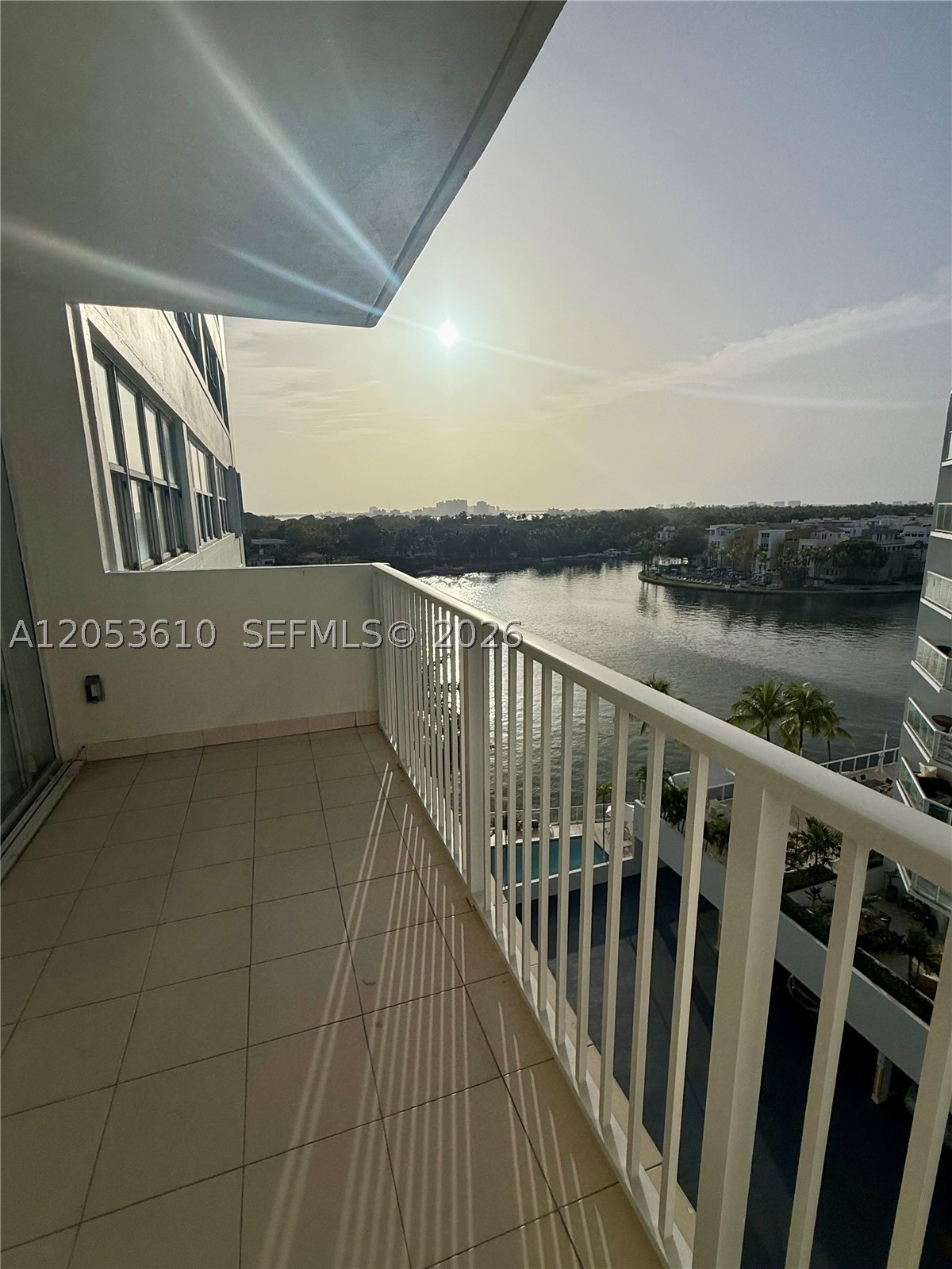 5838 Collins Ave 7E