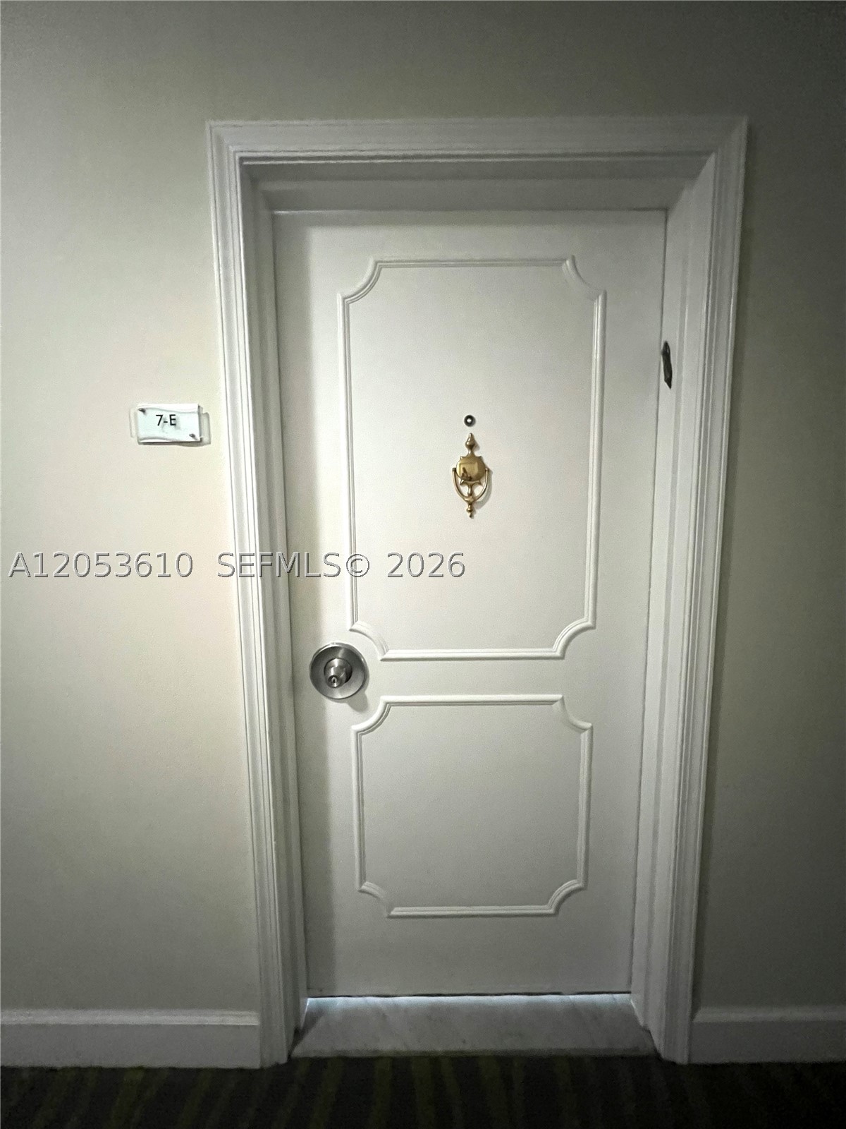 5838 Collins Ave 7E