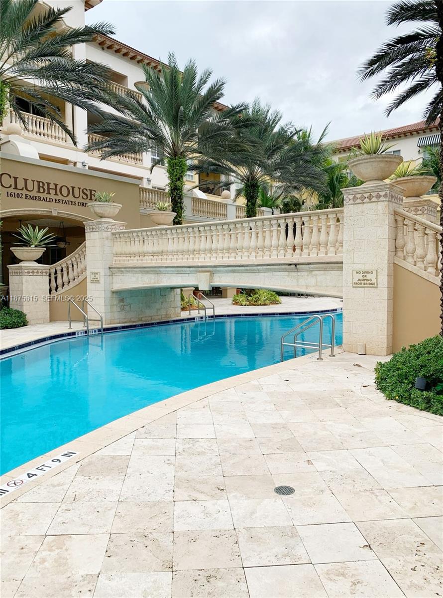 WESTON 55 PLUS CONDO - Residential