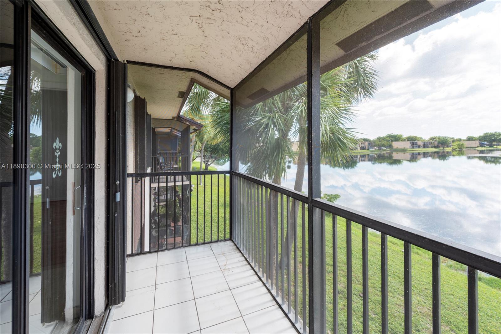 WELLEBY SHORES CONDOMINIUM - Residential Lease