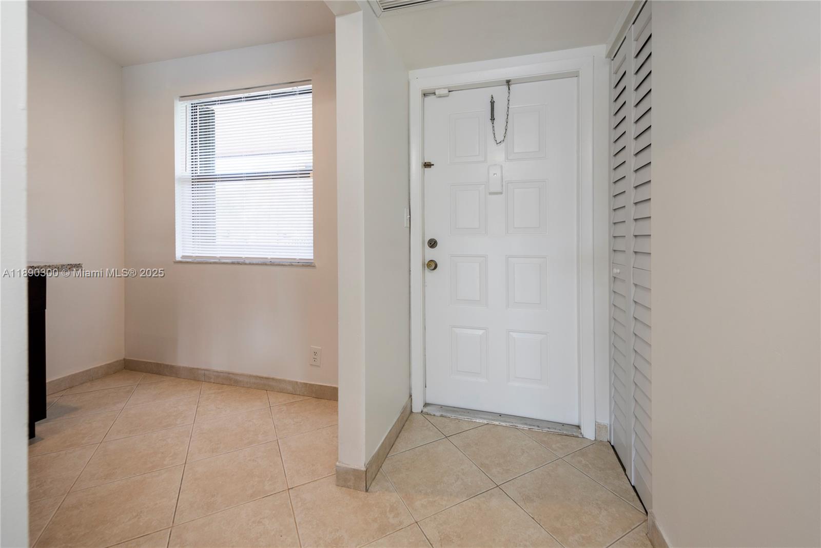 WELLEBY SHORES CONDOMINIUM - Residential Lease