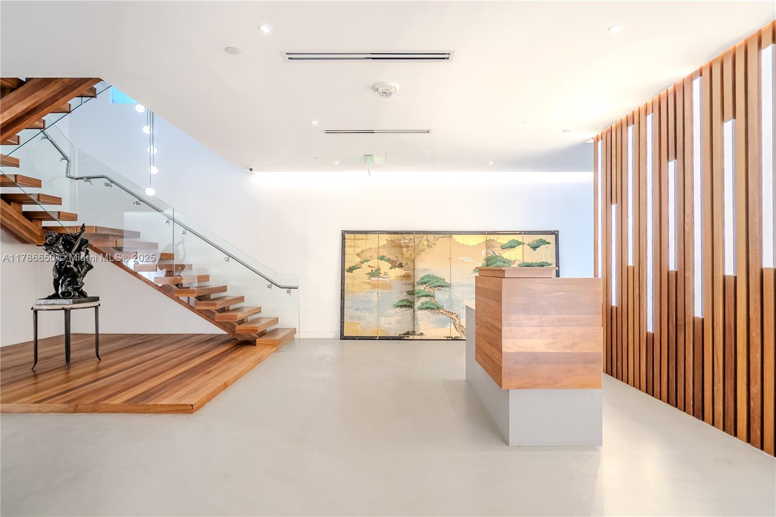 High-End Waterfront Office – Flexible Sublease Opportunity in Brickell Key, up to 13,000 SF or customize the footprint to your needs. We offer highly flexible terms—both in size and lease duration—to accommodate businesses of all scales looking for a refined, waterfront workspace in the heart of Miami. Located at 501 Brickell Key Drive, in one of the island’s most iconic and refined buildings, this exceptional office space offers a rare blend of prestige, functionality, and style. Spanning two beautifully designed floors, the space features high-end finishes, contemporary furnishings, and a layout optimized for productivity and comfort. Enjoy breathtaking water views, expansive balconies, dedicated meeting rooms, and thoughtfully curated break areas.