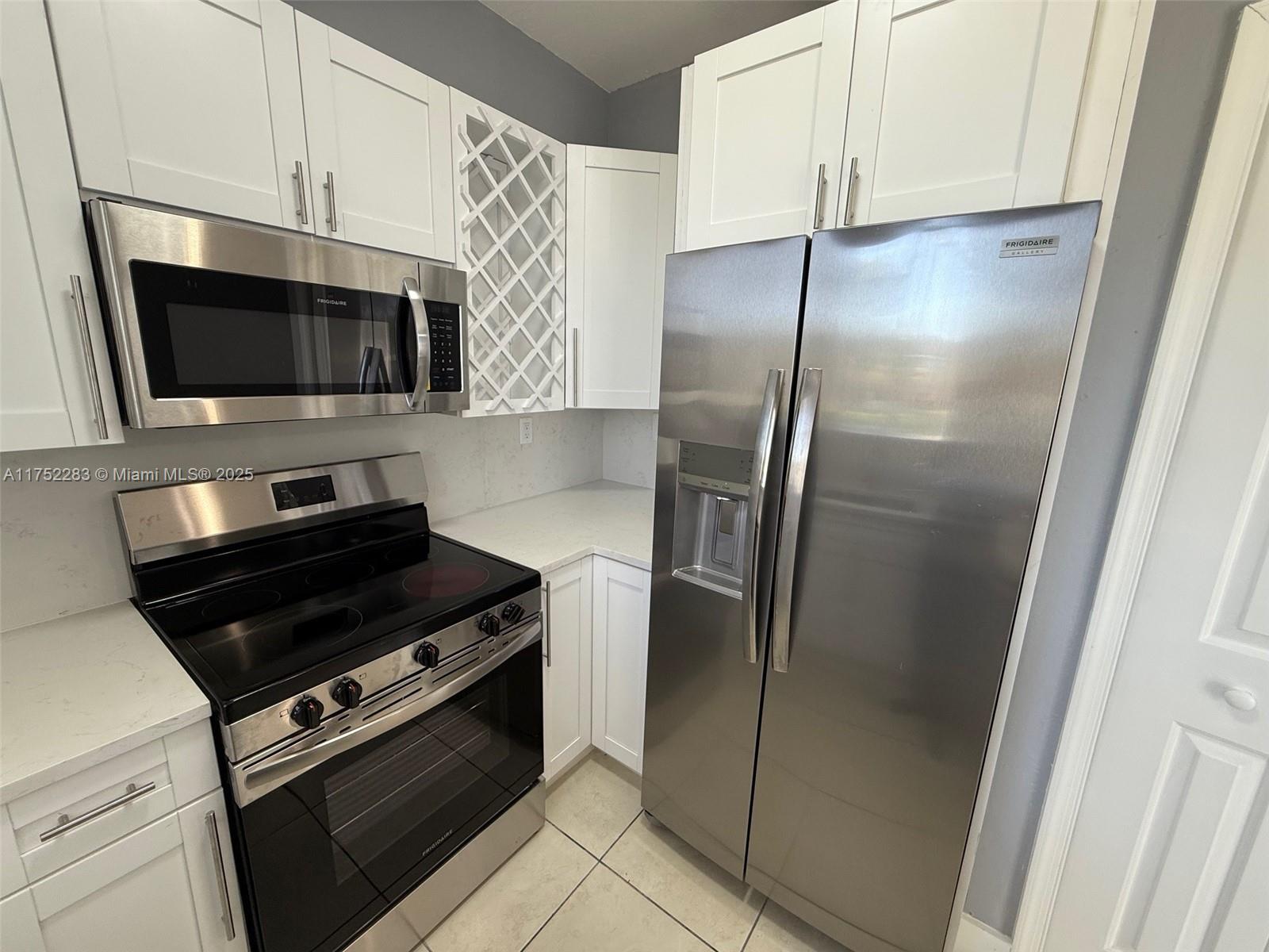 SHOMA TOWNHOMES AT KEYSCO - Residential