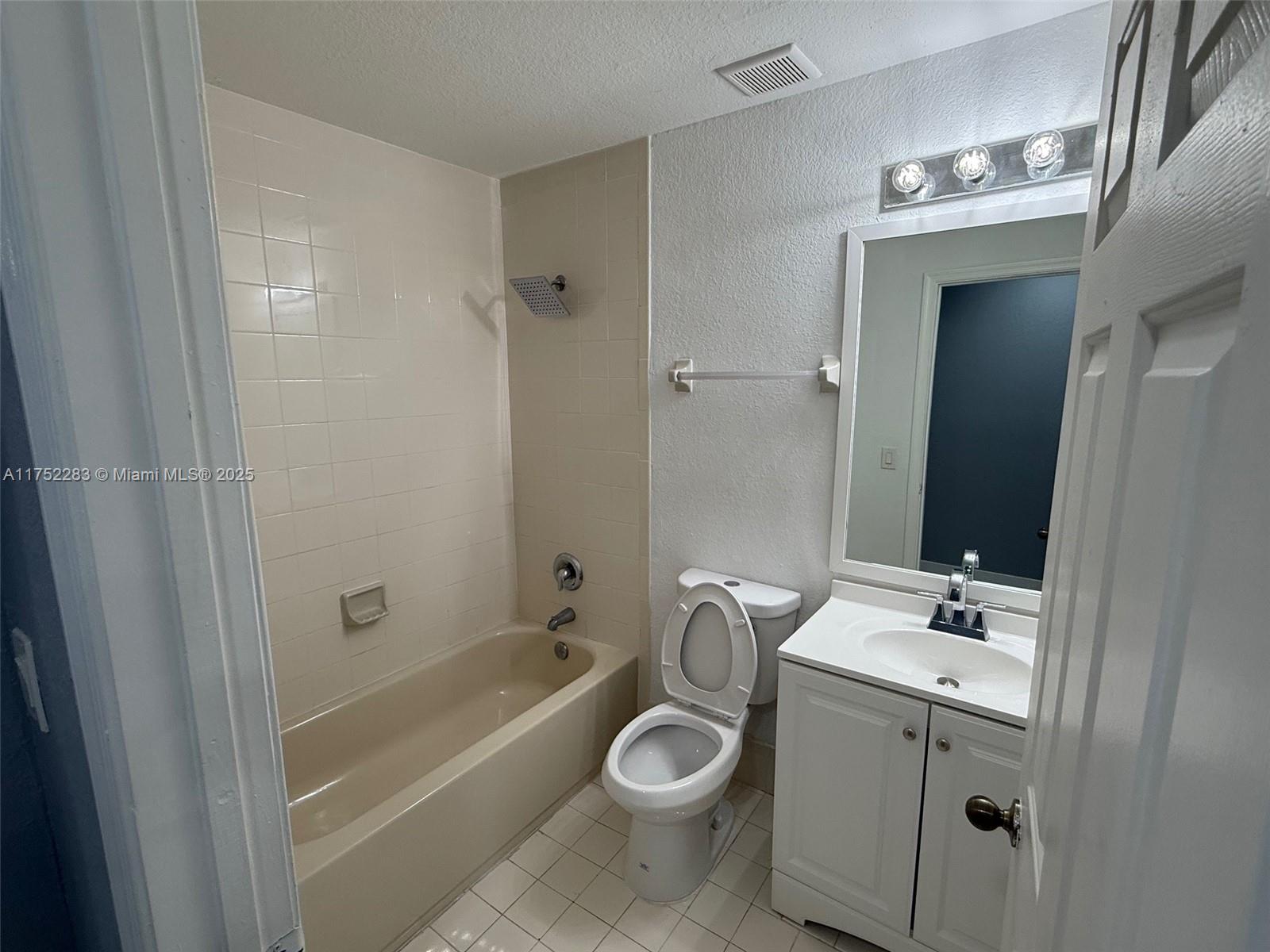 SHOMA TOWNHOMES AT KEYSCO - Residential