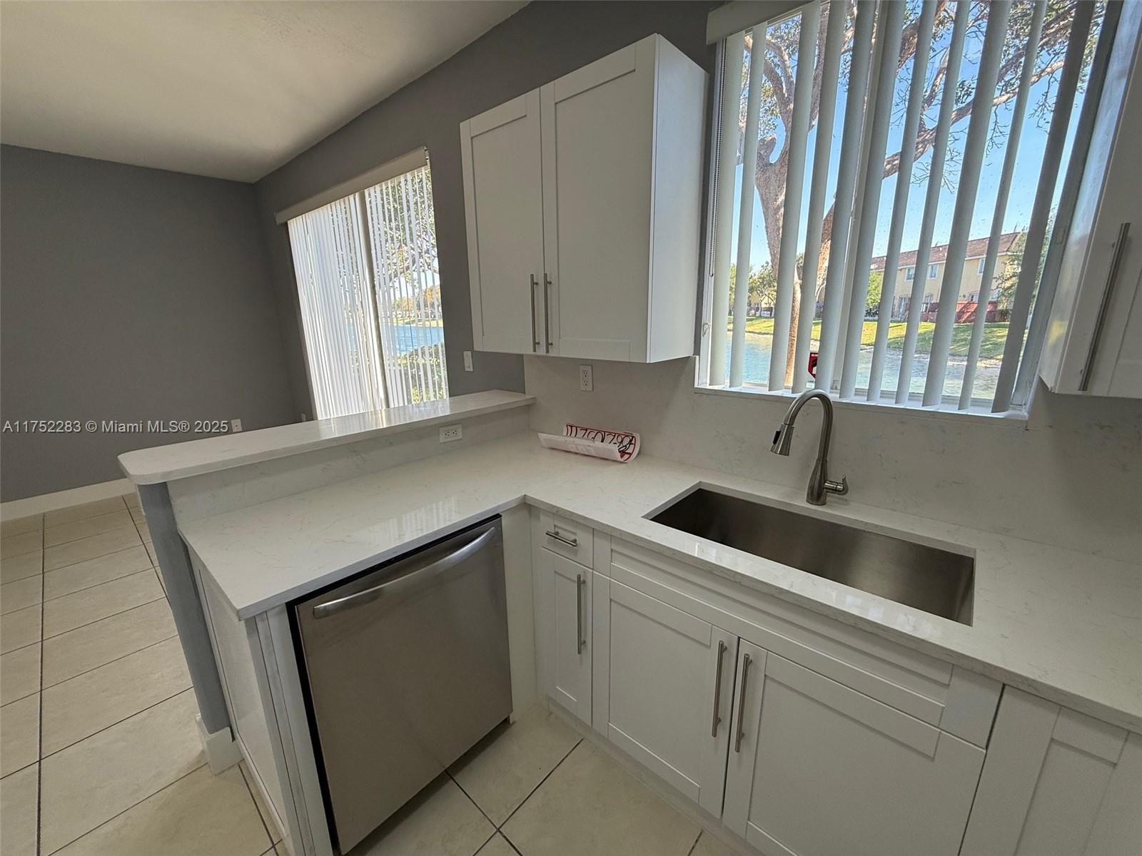 SHOMA TOWNHOMES AT KEYSCO - Residential