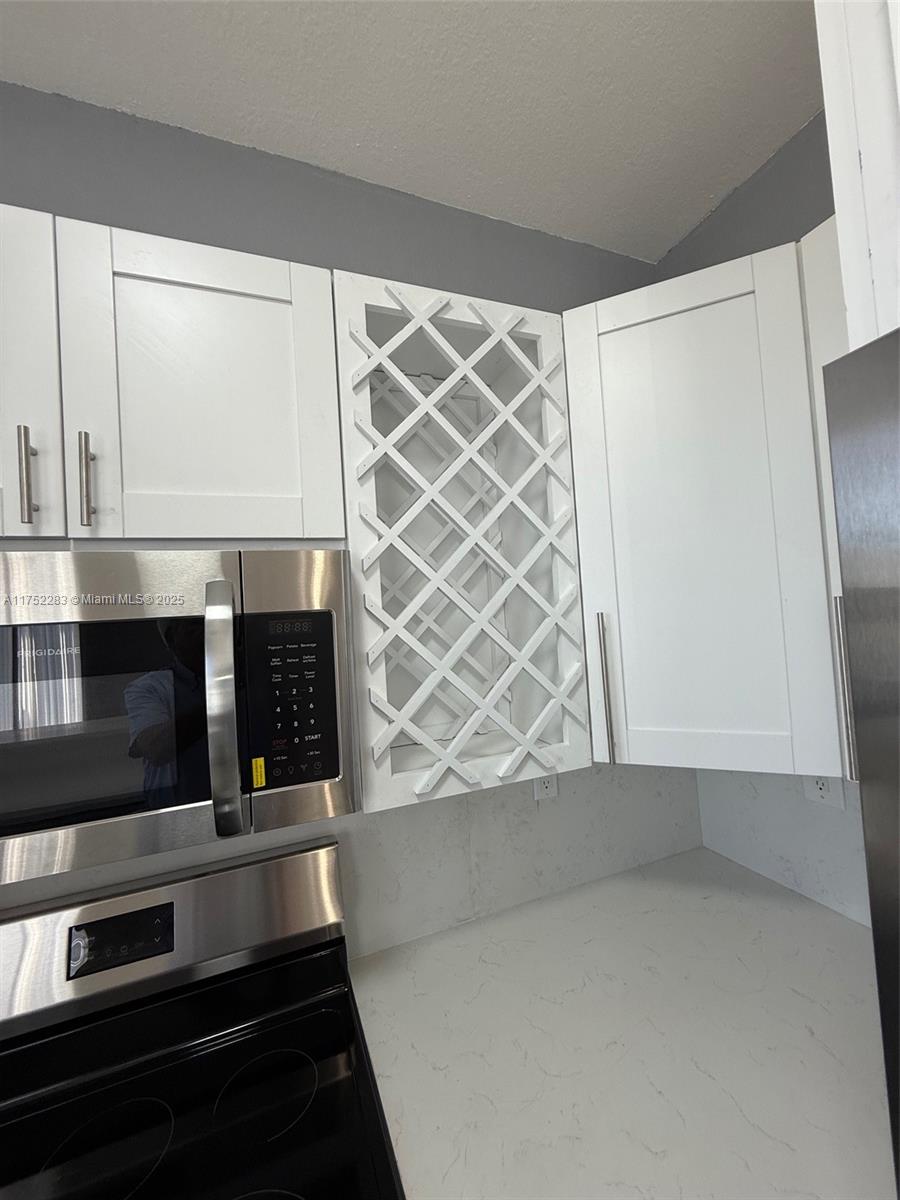 SHOMA TOWNHOMES AT KEYSCO - Residential