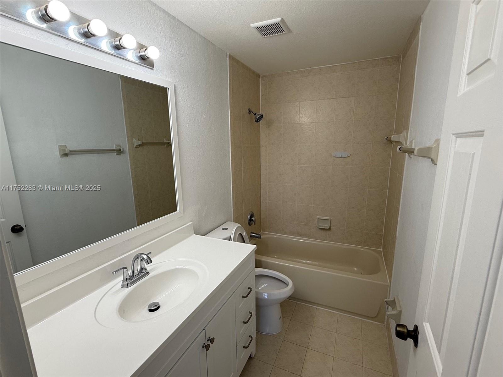 SHOMA TOWNHOMES AT KEYSCO - Residential