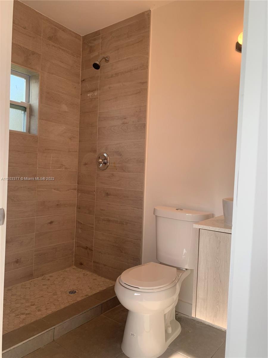 LIBERIA - Residential