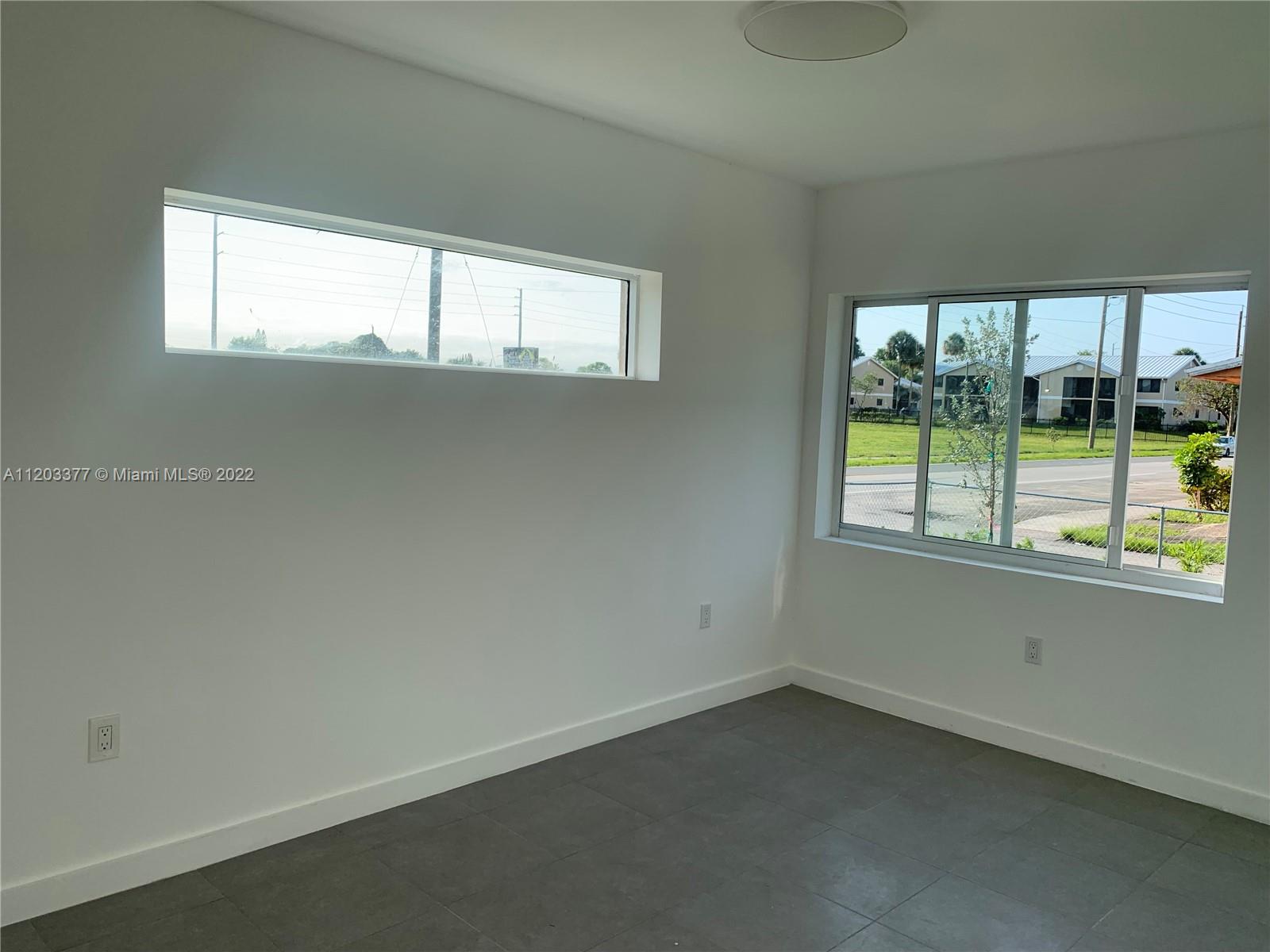 LIBERIA - Residential