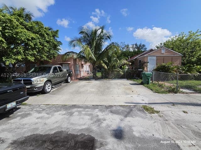 Photo of 22 SW 11th St, Dania Beach, FL 33004 (MLS # A12046518)