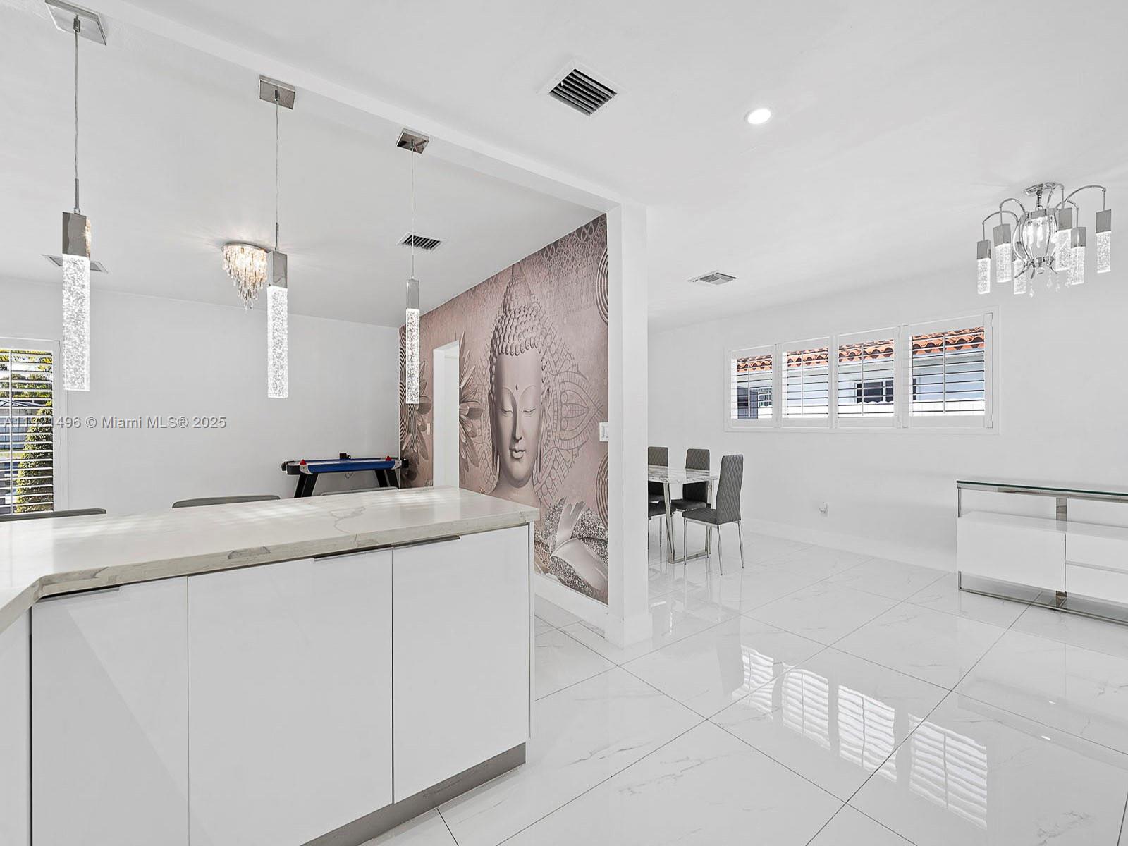 MIAMI LAKES SEC 4 - Residential