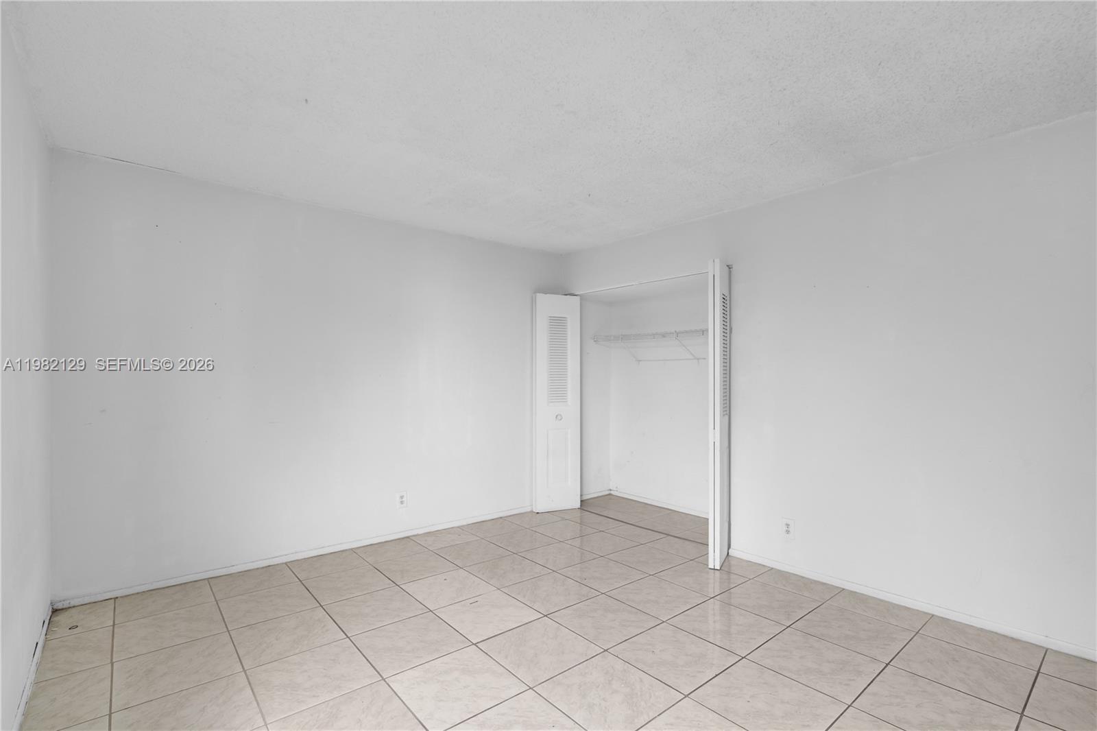 DADELAND PLACE CONDO - Residential