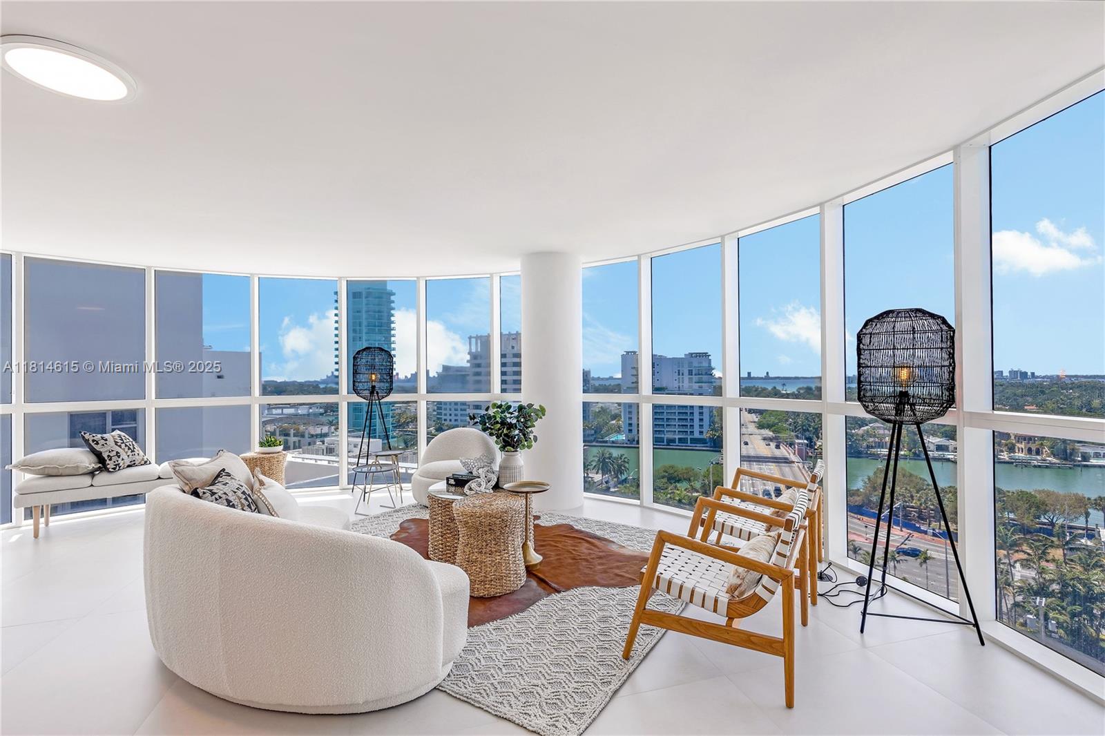 Rental Property at 6301 Collins Ave 1405, Miami Beach, Miami-Dade County, Florida - Bedrooms: 2 
Bathrooms: 2  - $6,500 MO.