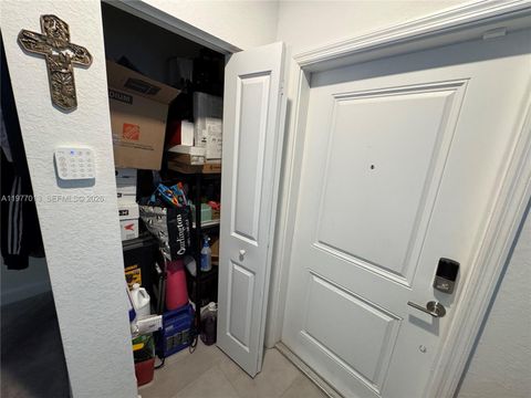 Tiny photo for 2604 SE 19th St, Homestead, FL 33035 (MLS # A11977013)