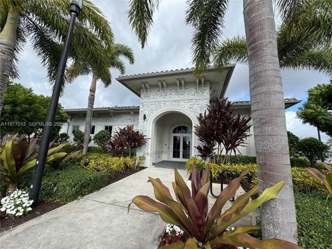 Tiny photo for 2604 SE 19th St, Homestead, FL 33035 (MLS # A11977013)