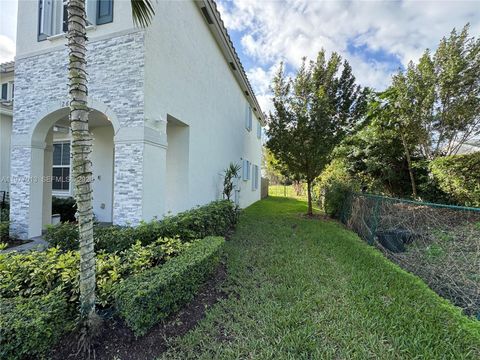 Tiny photo for 2604 SE 19th St, Homestead, FL 33035 (MLS # A11977013)