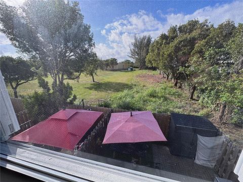 Tiny photo for 2604 SE 19th St, Homestead, FL 33035 (MLS # A11977013)