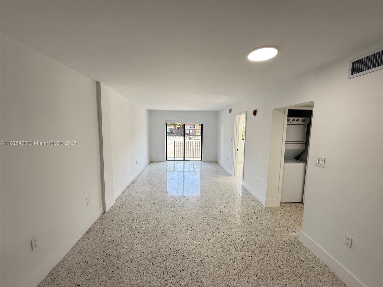 180 NE 57th St 7