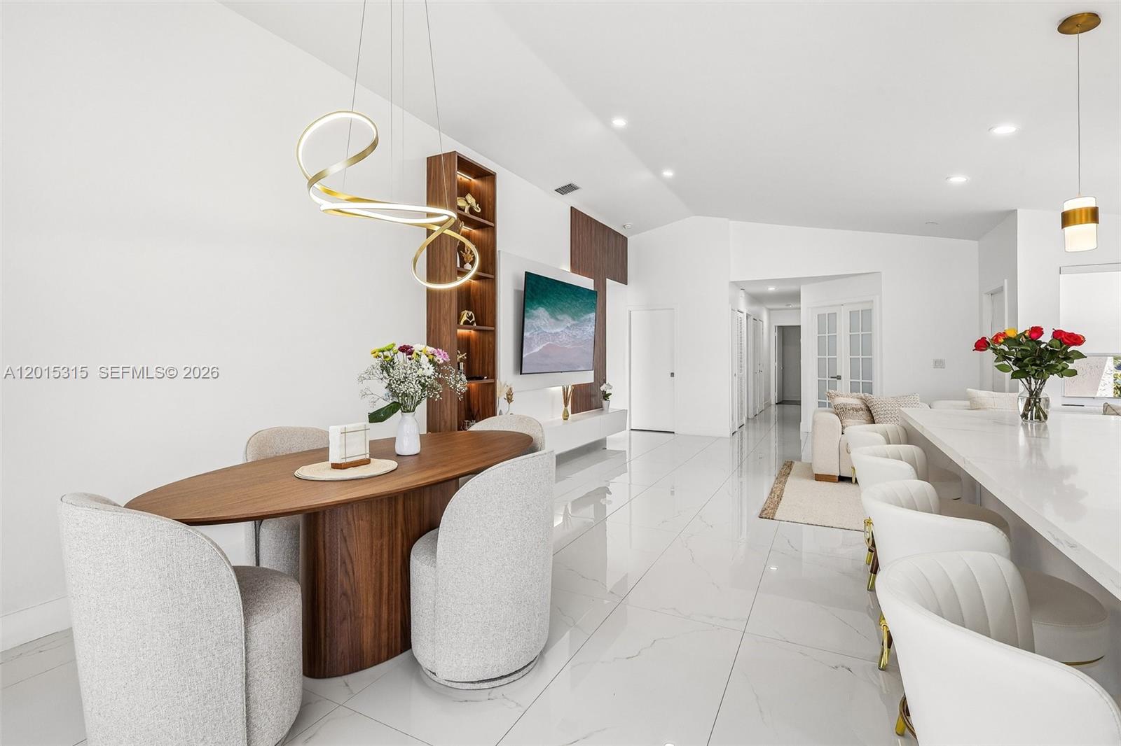 TOWNGATE - Residential