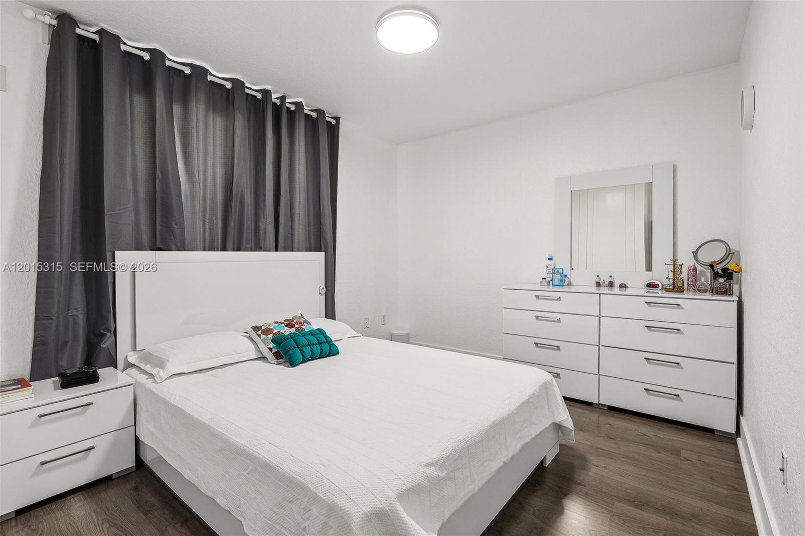 TOWNGATE - Residential