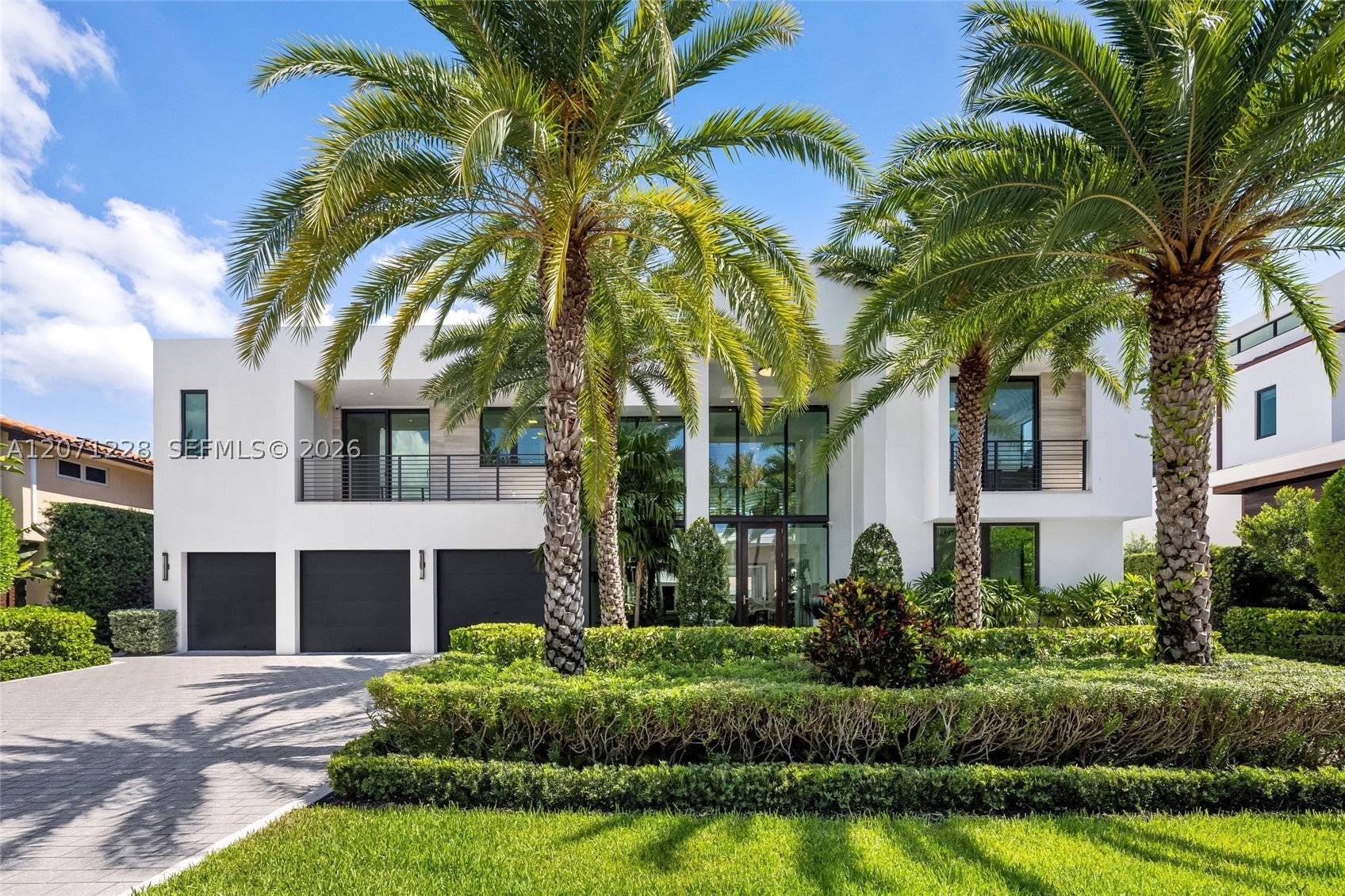 2519 Lucille Dr