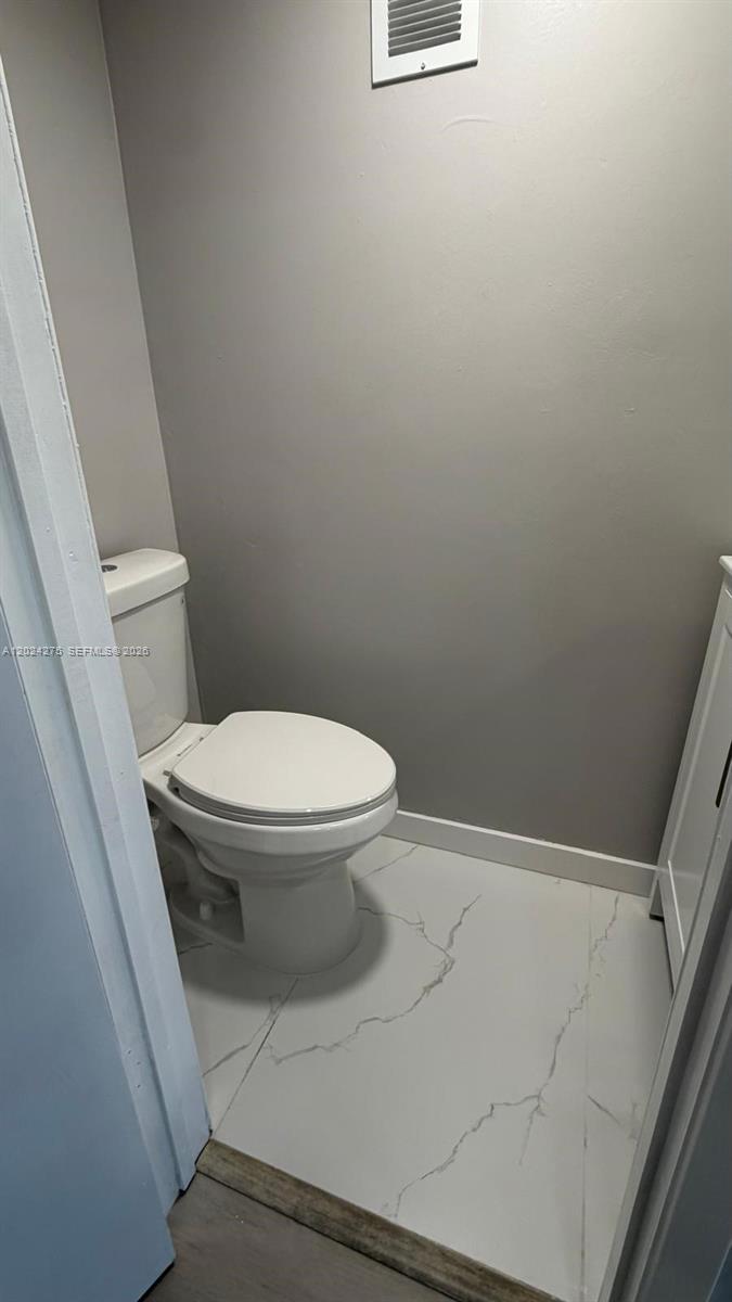 VIRGINIA GARDENS CONDO - Residential Lease