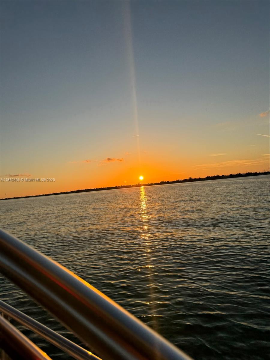 LONG KEY PROJ PROP LINE S - Residential