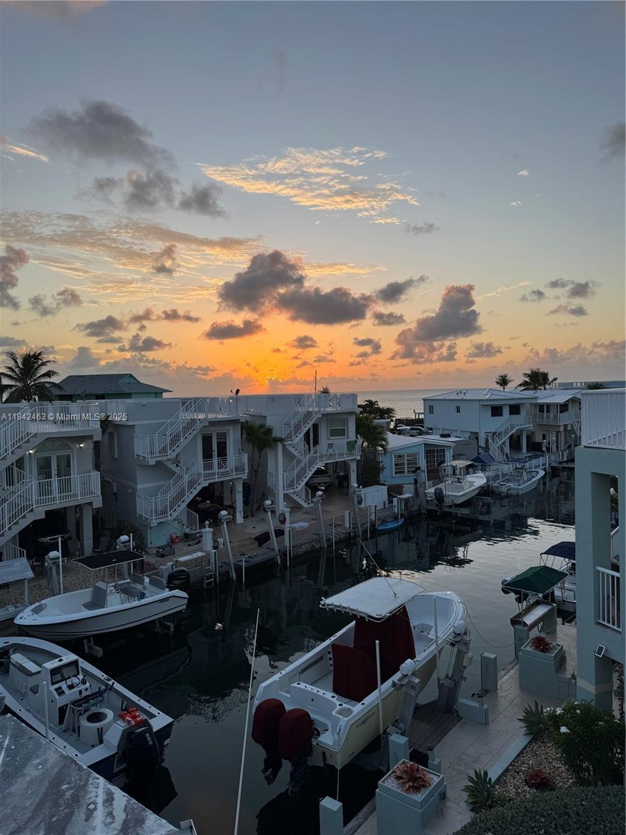 LONG KEY PROJ PROP LINE S - Residential