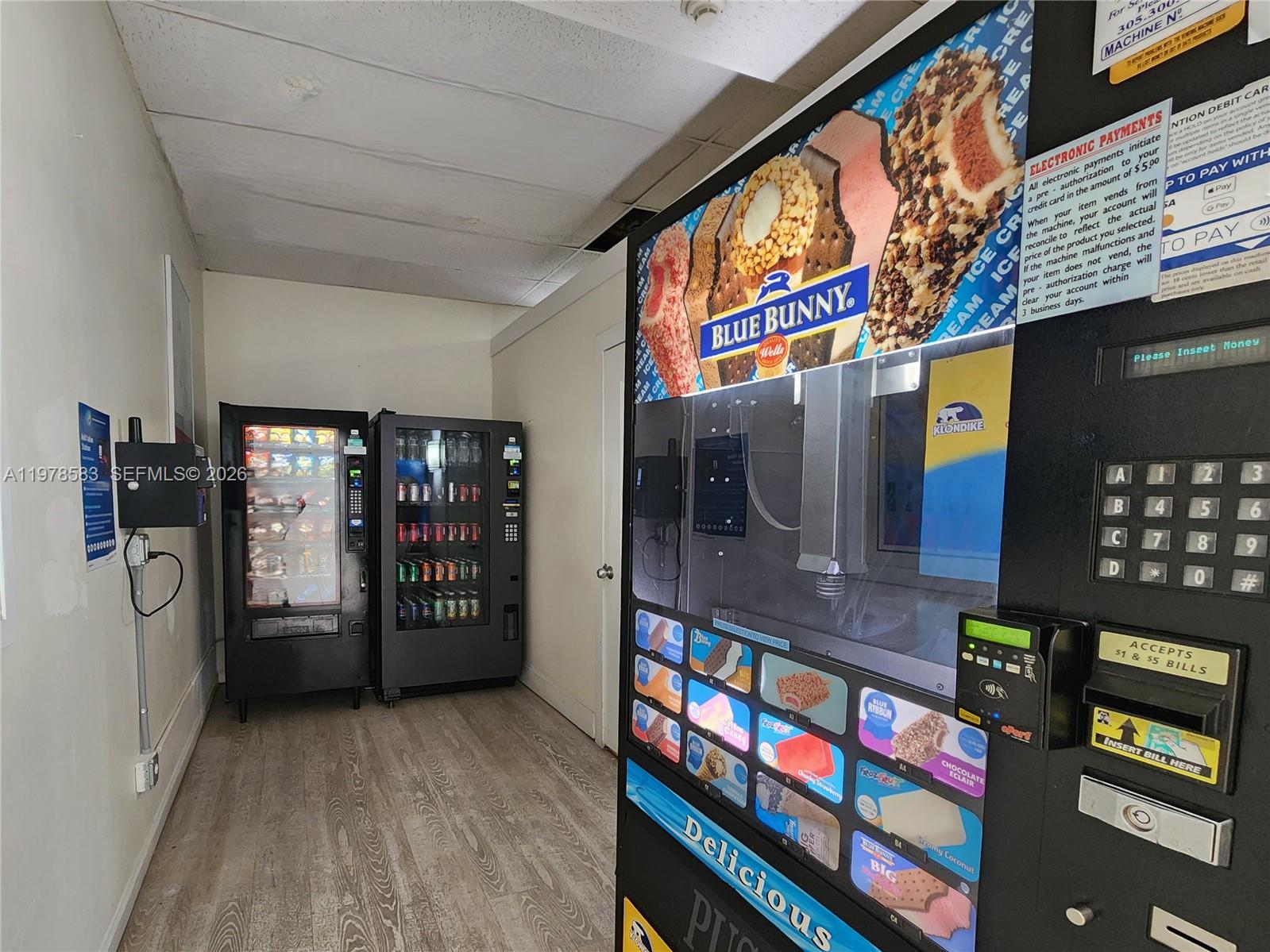 ISLAND POINTE CONDO - Residential Lease