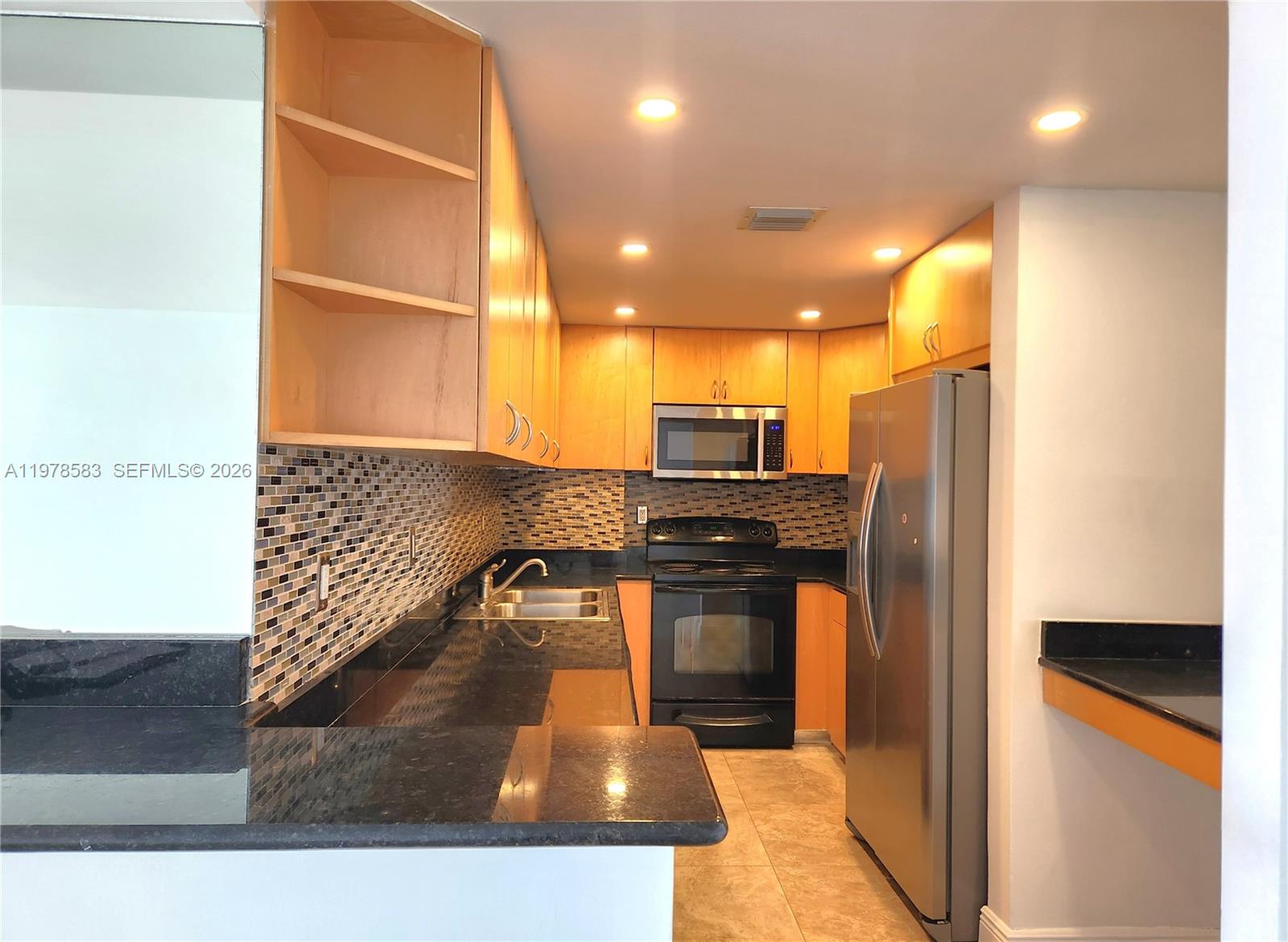 10350 W Bay Harbor Dr PH N