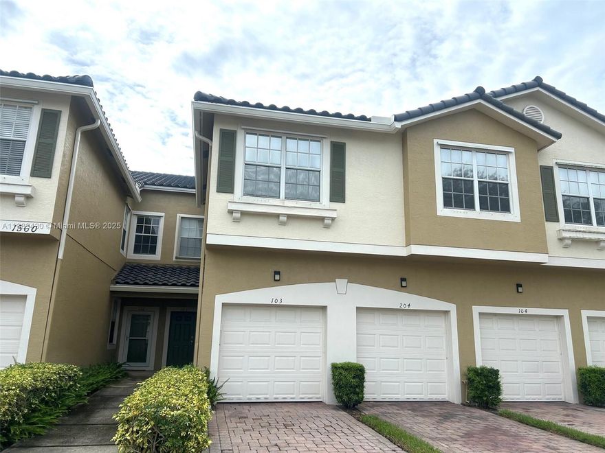 Lexington Lakes Townhomes is one of the most desirable communities in the area. This beautiful and spacious townhome is filled with natural light and features 3 bedrooms, 2.5 bathrooms, a modern kitchen with granite countertops, and a convenient washer and dryer inside. Enjoy the comfort of a 1-car garage and a relaxing private patio area. The community is gated and well-maintained, offering amenities such as a swimming pool, fitness room, and children’s playground. Perfectly located near A-rated schools, shopping, dining, a waterpark, and just minutes from the beach, this property is an ideal choice for any family. Best value in the Community.
