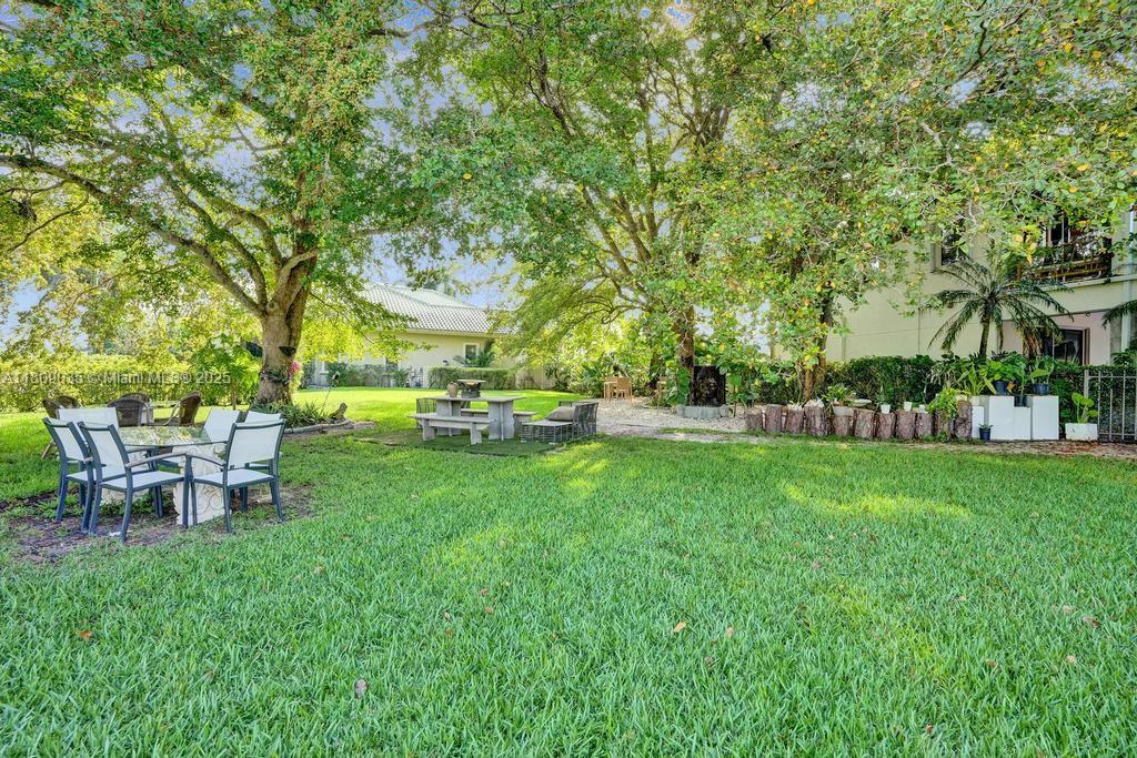 IBIS GOLF AND COUNTRY CLU - Residential
